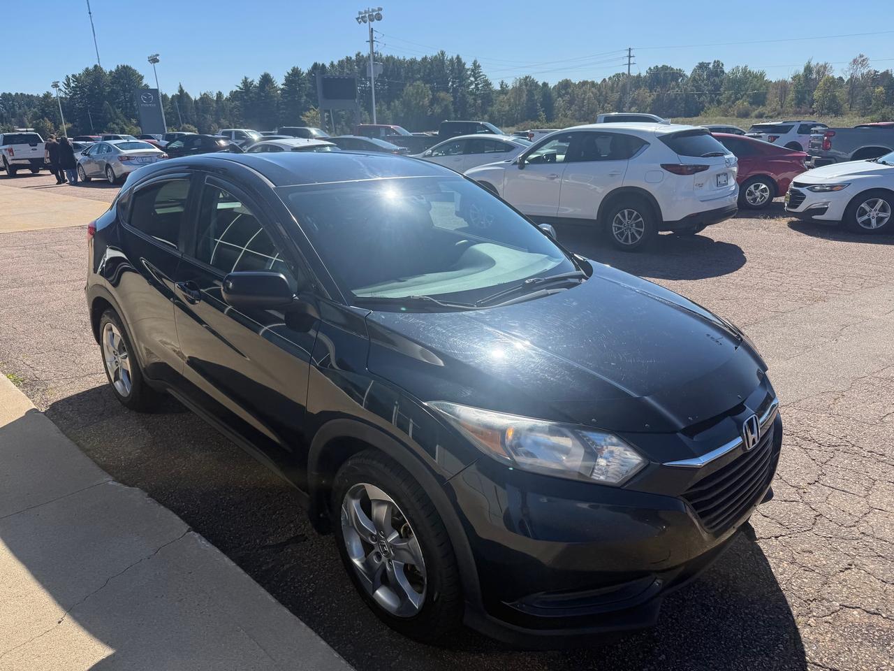2018 Honda HR-V LX (M6) 4dr Front-Wheel Drive Photo