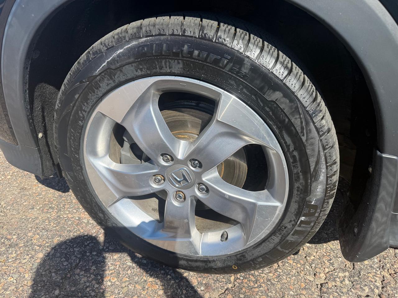 2018 Honda HR-V LX (M6) 4dr Front-Wheel Drive Photo
