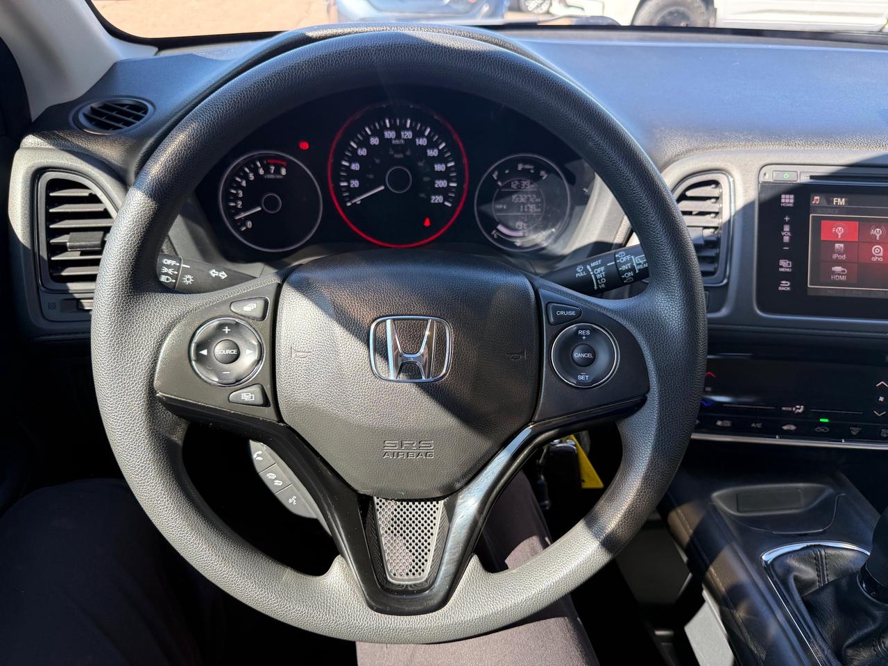 2018 Honda HR-V LX (M6) 4dr Front-Wheel Drive Photo