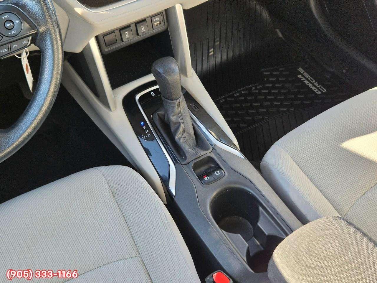 2022 Toyota Corolla Cross L Apple CarPlay & Android Auto • Heated Front Seats • Lane Assist • Keyless Entry • Backup Camera Photo