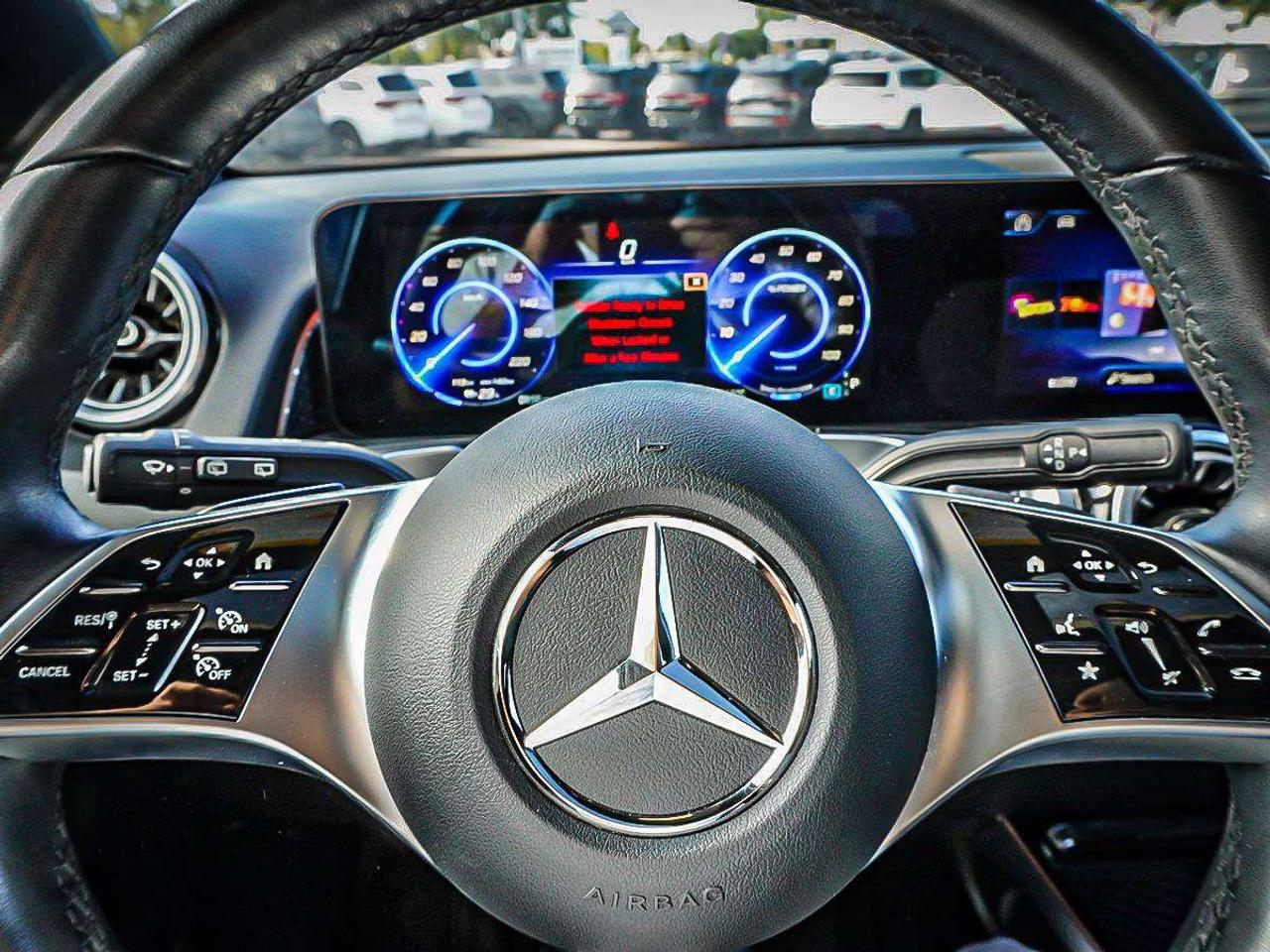 2024 Mercedes-Benz EQB  Photo