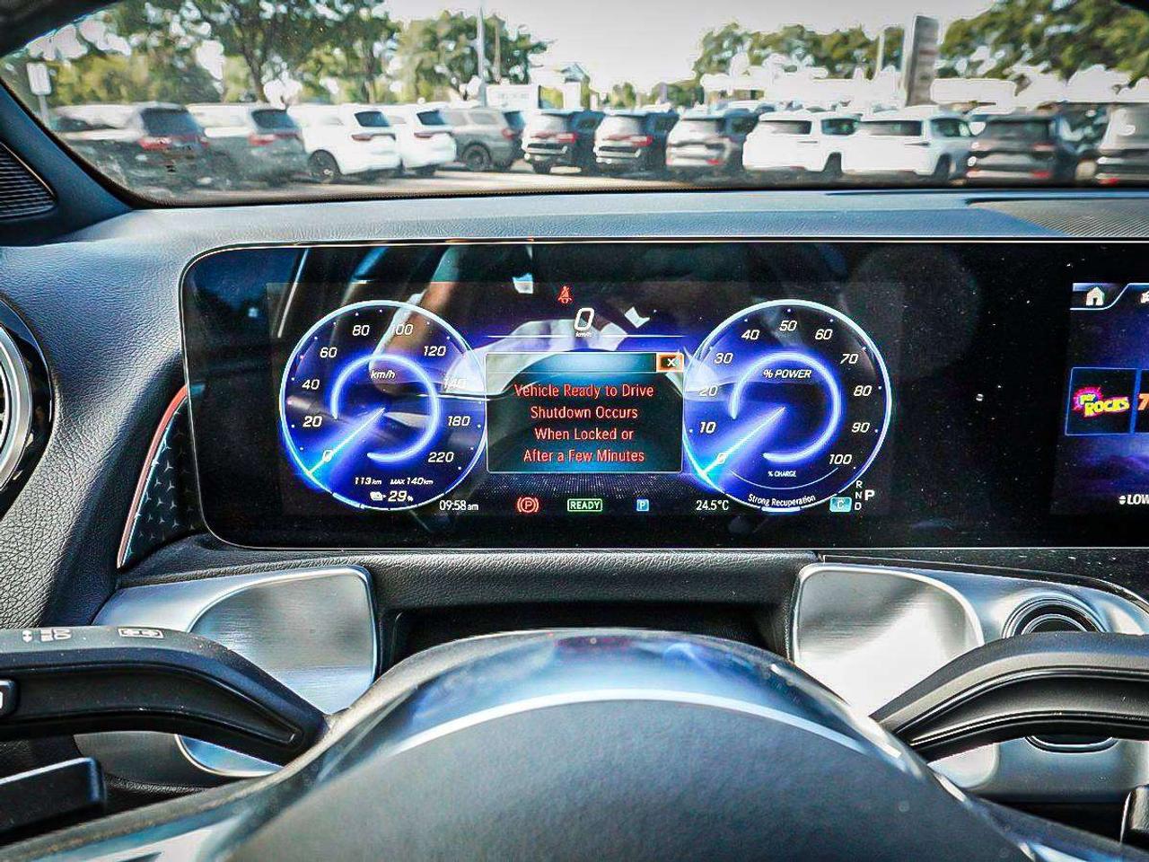 2024 Mercedes-Benz EQB  Photo