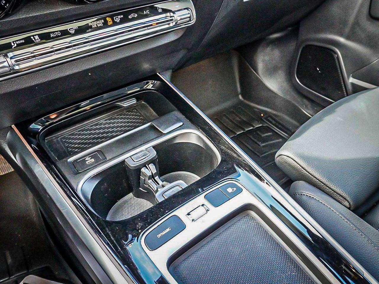 2024 Mercedes-Benz EQB  Photo