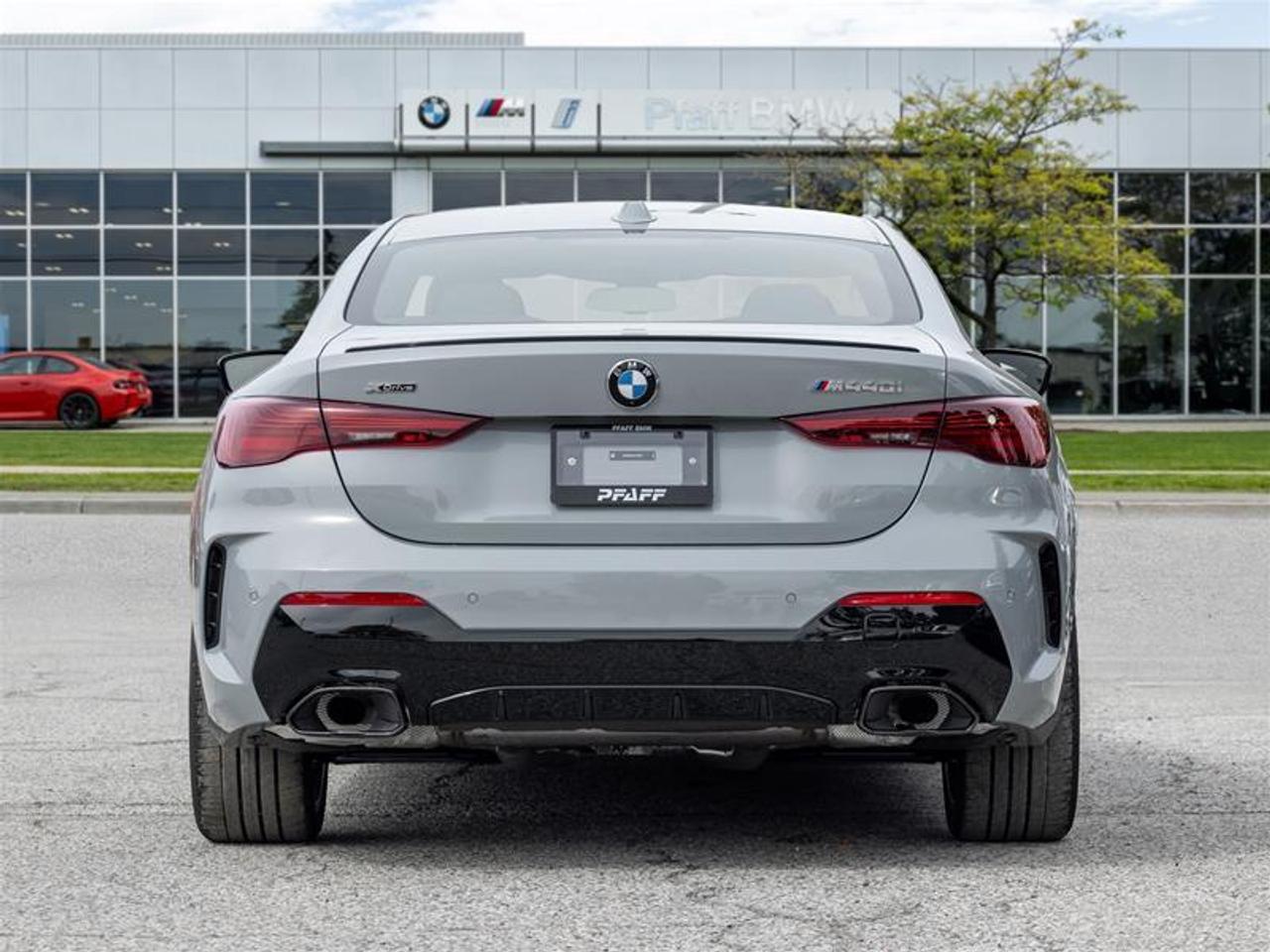2027 BMW M440 i xDrive 2dr All-Wheel Drive Coupe Photo