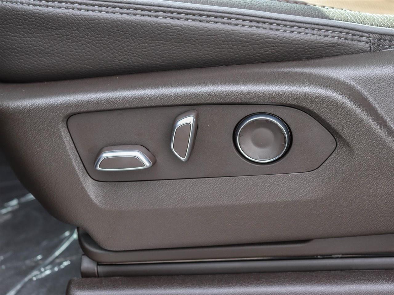 2026 GMC Sierra 1500 Crew Cab Short Box 4-Wheel Drive Denali Photo