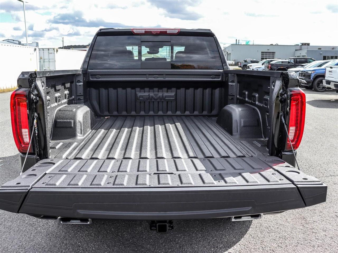 2026 GMC Sierra 1500 Crew Cab Short Box 4-Wheel Drive Denali Photo