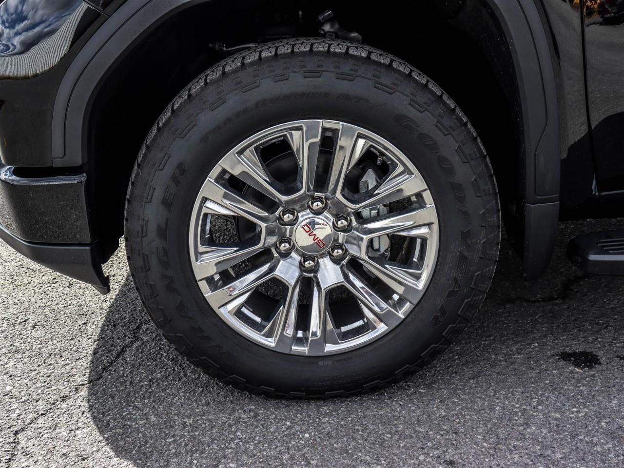 2026 GMC Sierra 1500 Crew Cab Short Box 4-Wheel Drive Denali Photo