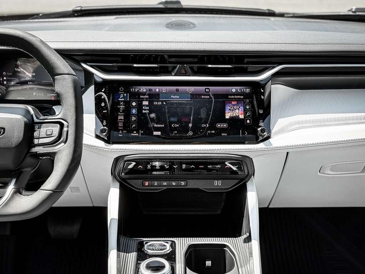 2026 Jeep Cherokee Overland   BRAND NEW     PANO ROOF   HEATED/VENTED LEATHER   360 CAM   REMOTE START Photo