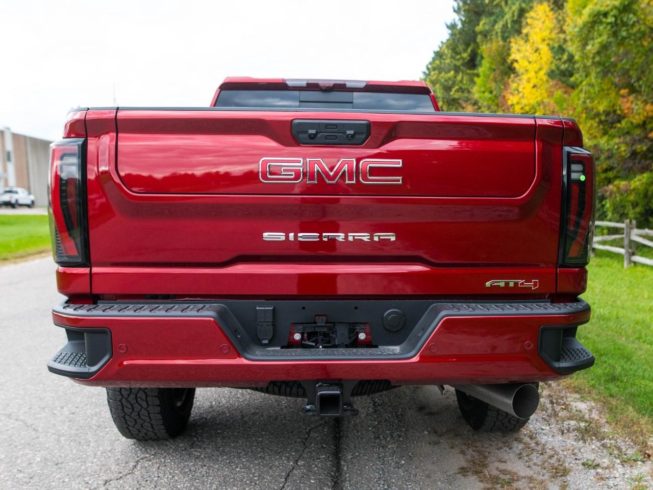 2026 GMC SIERRA 2500HD Crew Cab Standard Box 4-Wheel Drive AT4 Photo