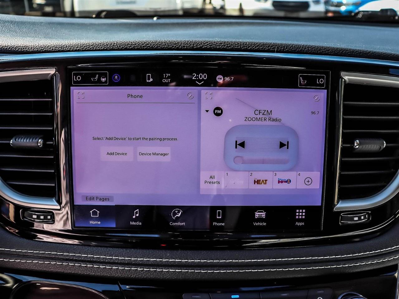 2022 Chrysler Pacifica Touring L FWD Photo