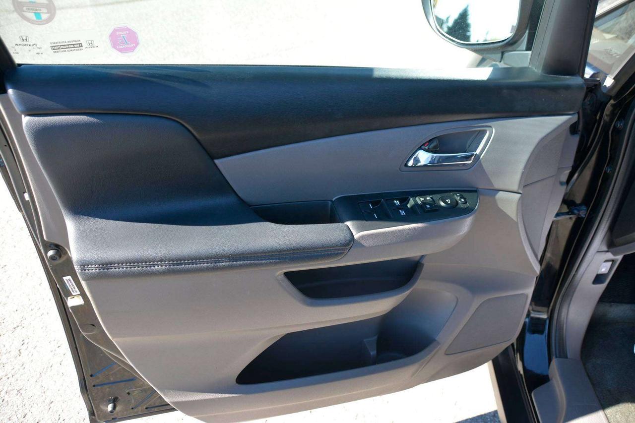 2016 Honda Odyssey EX-L Photo