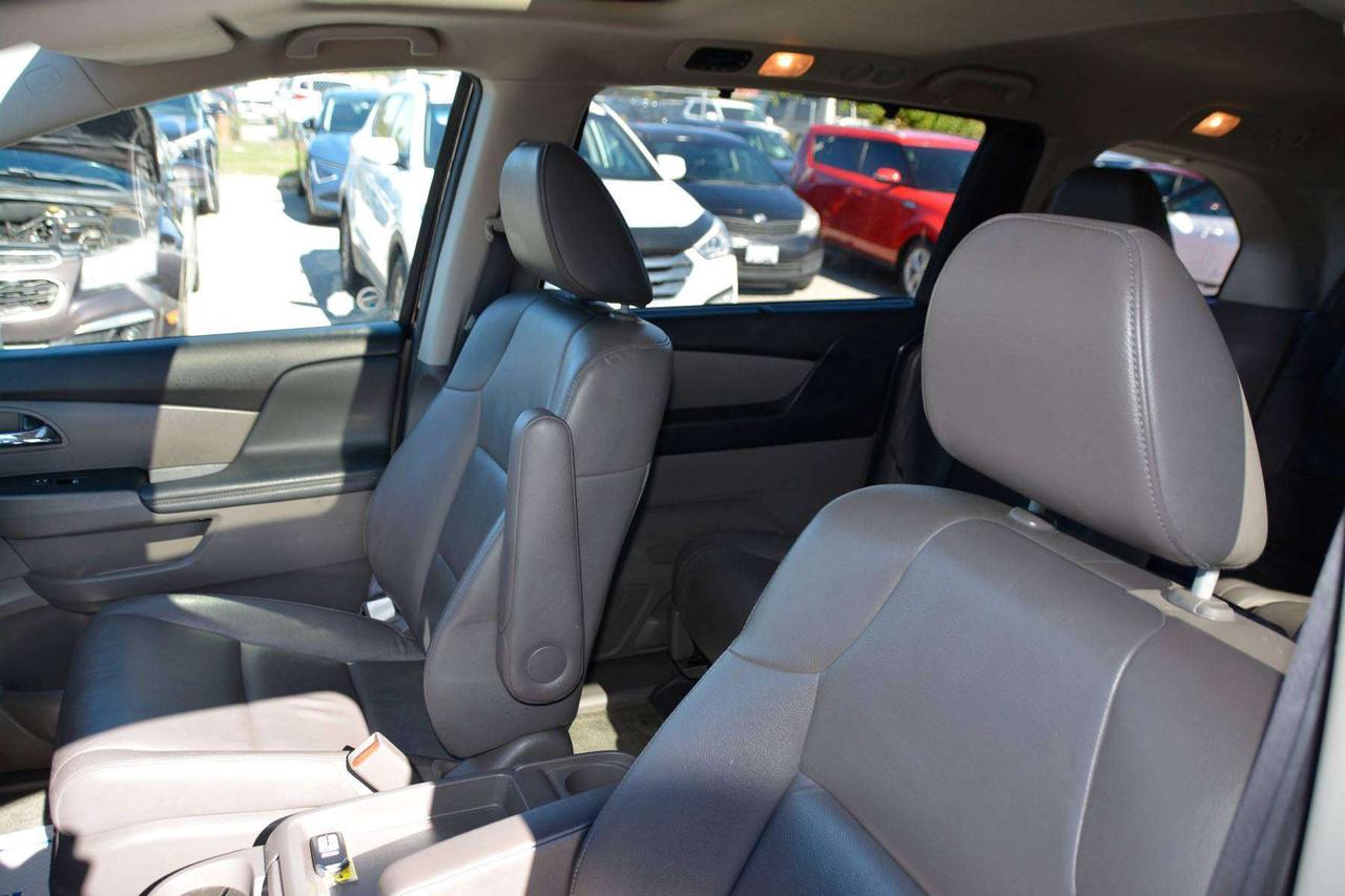 2016 Honda Odyssey EX-L Photo