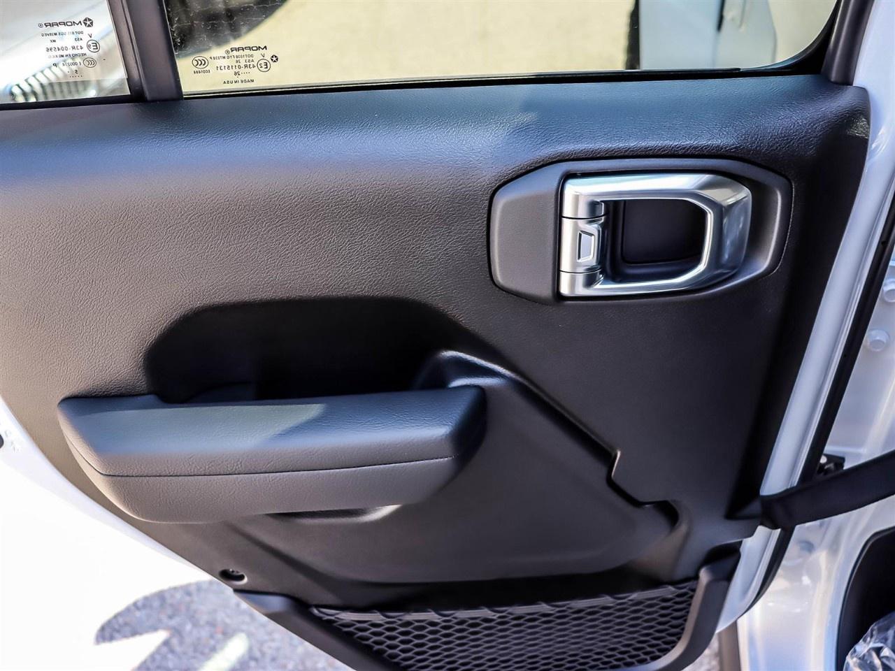 2026 Jeep Gladiator NightHawk 4x4 Photo