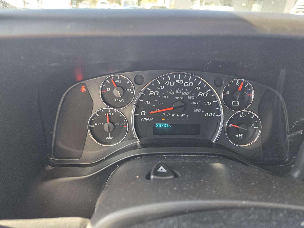 2019 GMC Savana G3500 - 16Ft Box - V8 Gas - 16CB-003698 Photo