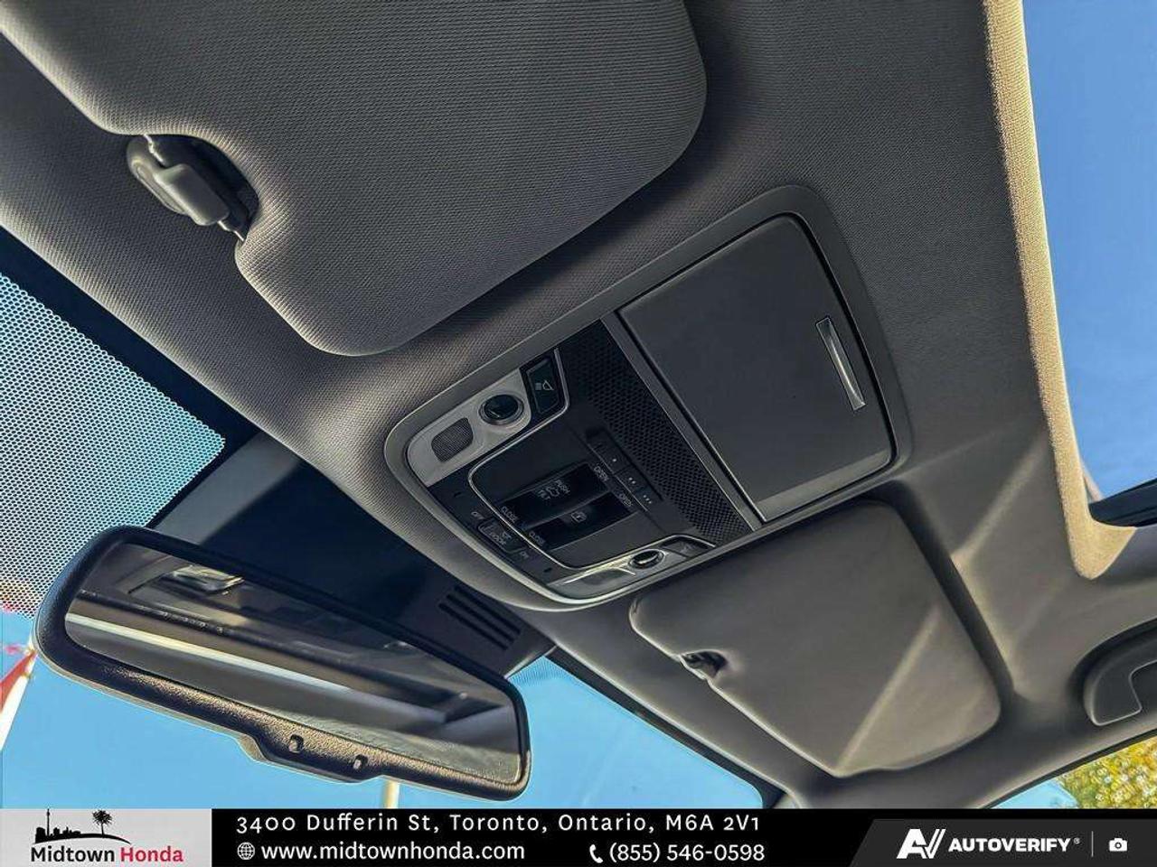 2022 Honda CR-V Touring AWD Photo
