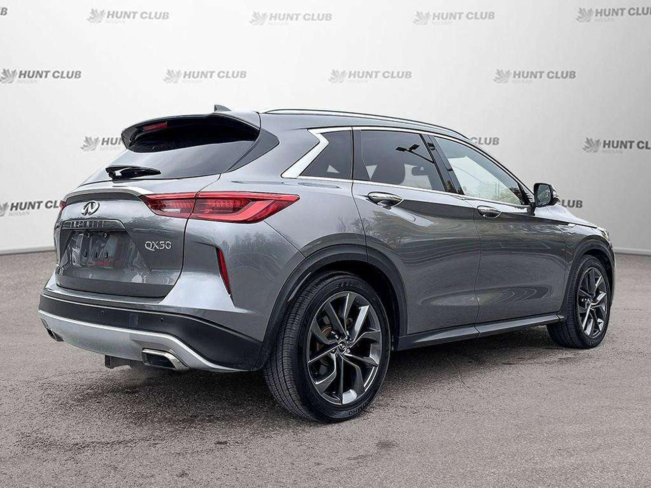 2019 Infiniti QX50 ESSENTIAL Photo