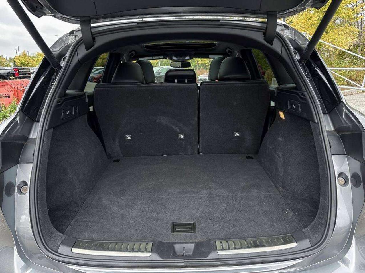 2019 Infiniti QX50 ESSENTIAL Photo