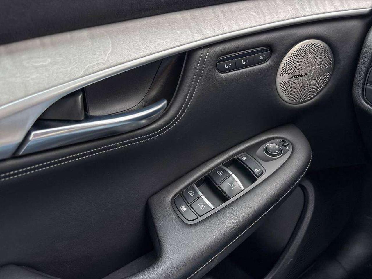 2019 Infiniti QX50 ESSENTIAL Photo