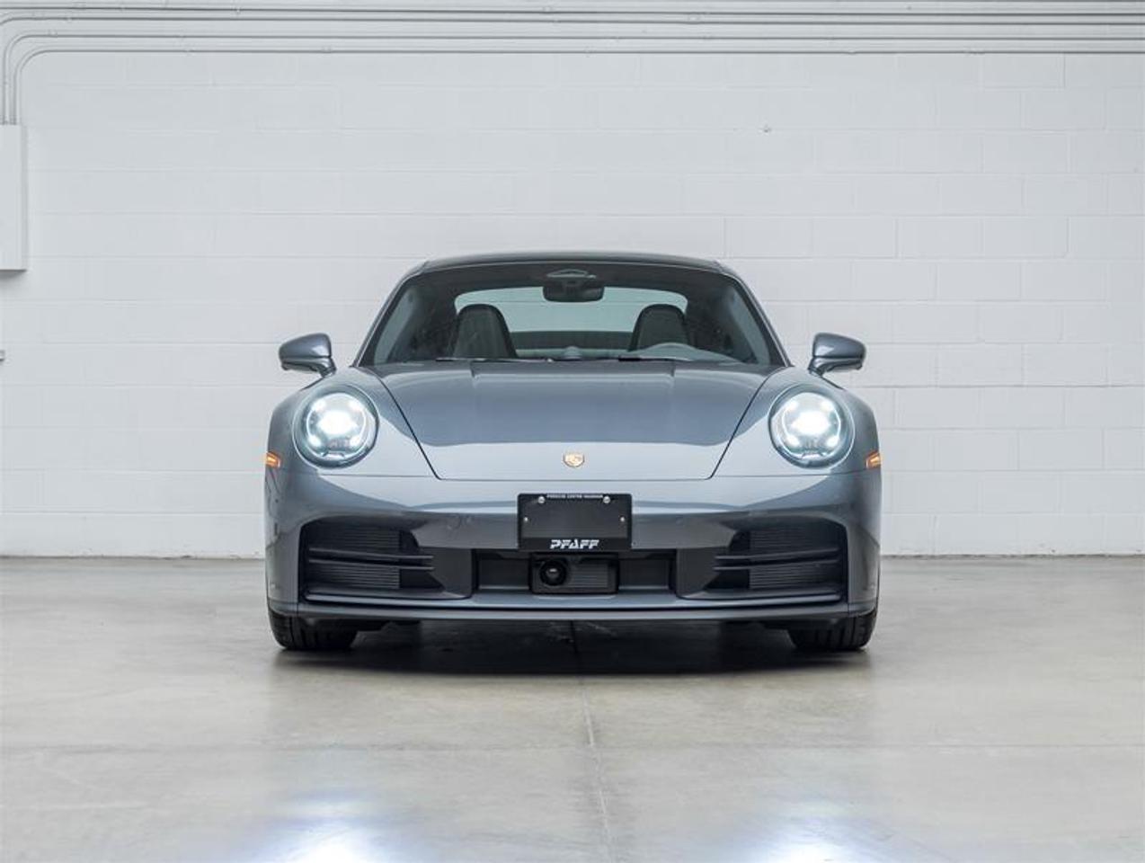 2026 Porsche 911  Photo5