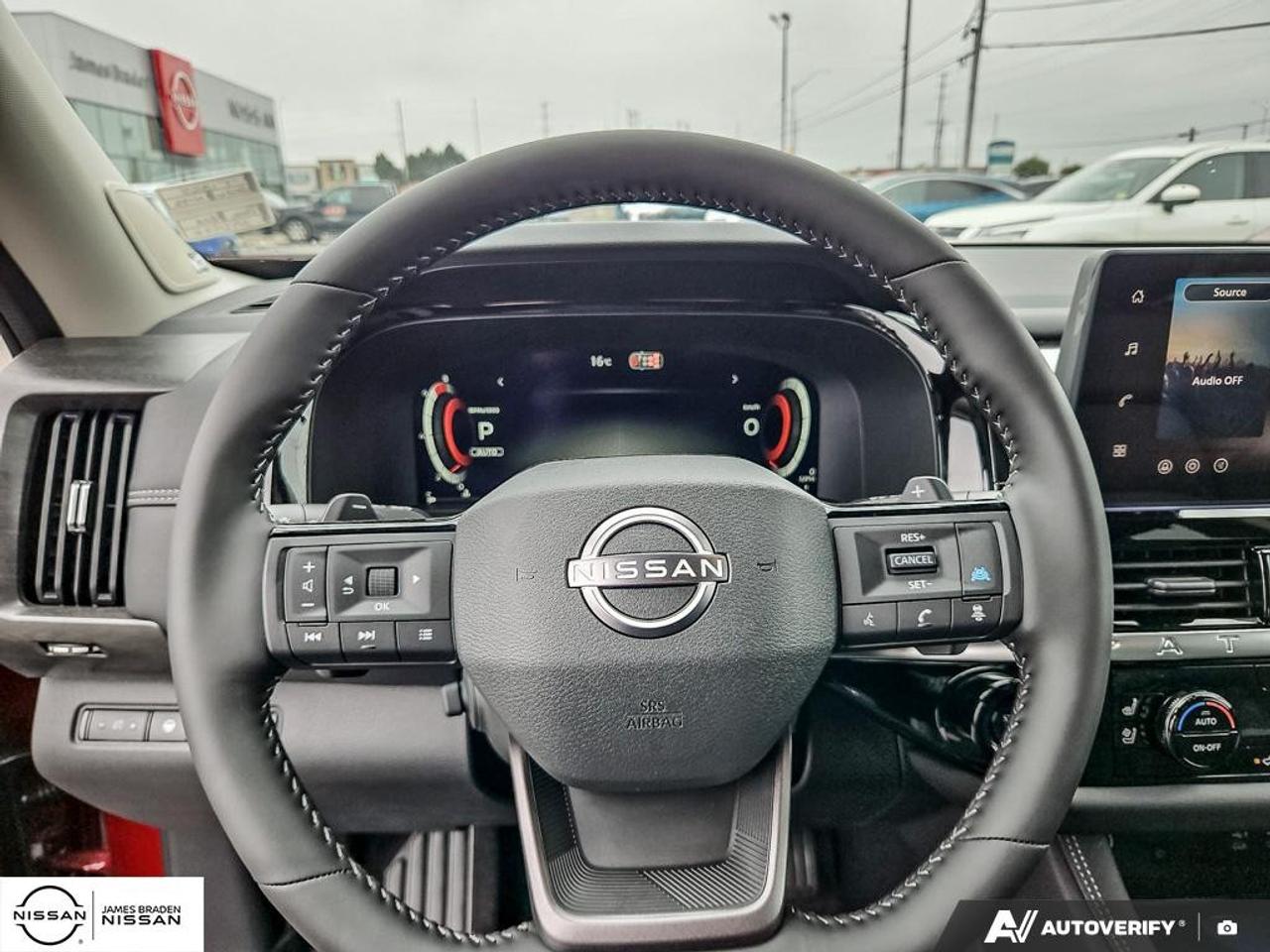 2026 Nissan Pathfinder Platinum 4WD Photo