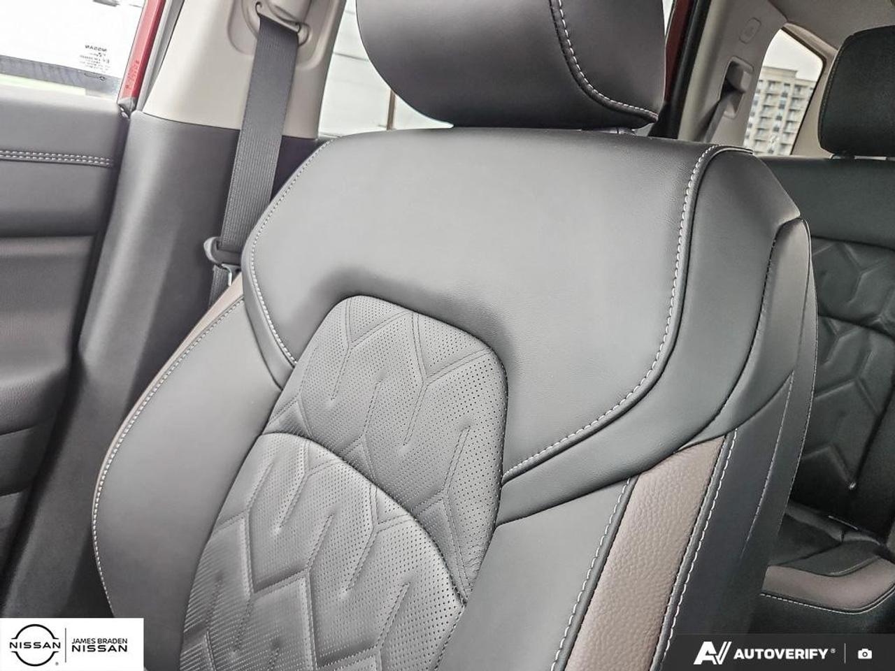 2026 Nissan Pathfinder Platinum 4WD Photo