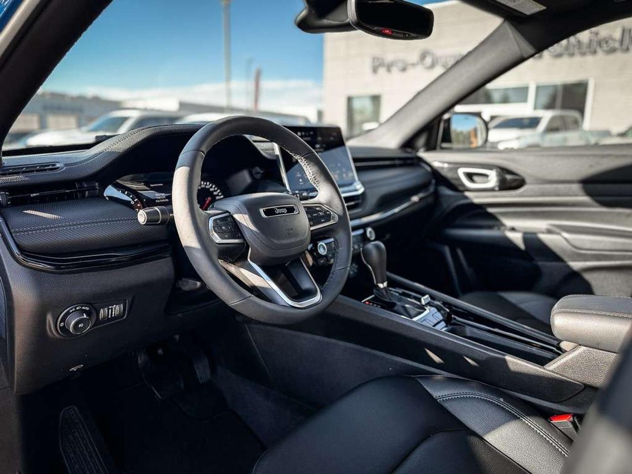 2026 Jeep Compass Limited   HEATED SEATING & STEERING WHEEL   ADAPTIVE CRUISE   REMOTE START   HANDS-FREE LIFTGATE Photo