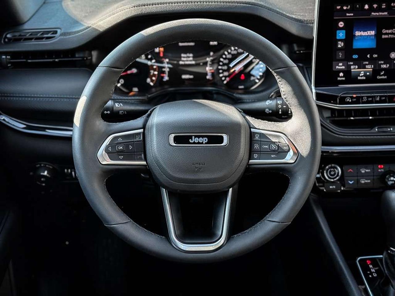 2026 Jeep Compass Limited   HEATED SEATING & STEERING WHEEL   ADAPTIVE CRUISE   REMOTE START   HANDS-FREE LIFTGATE Photo