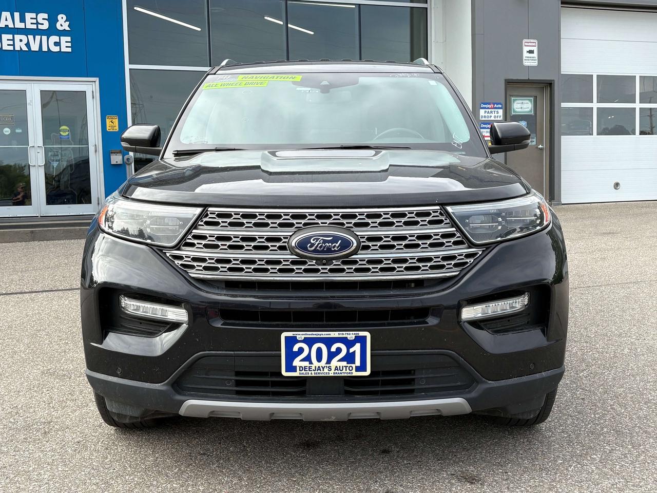 2021 Ford Explorer Limited 4WD   Leather   NAV   Clean Carfax Photo5
