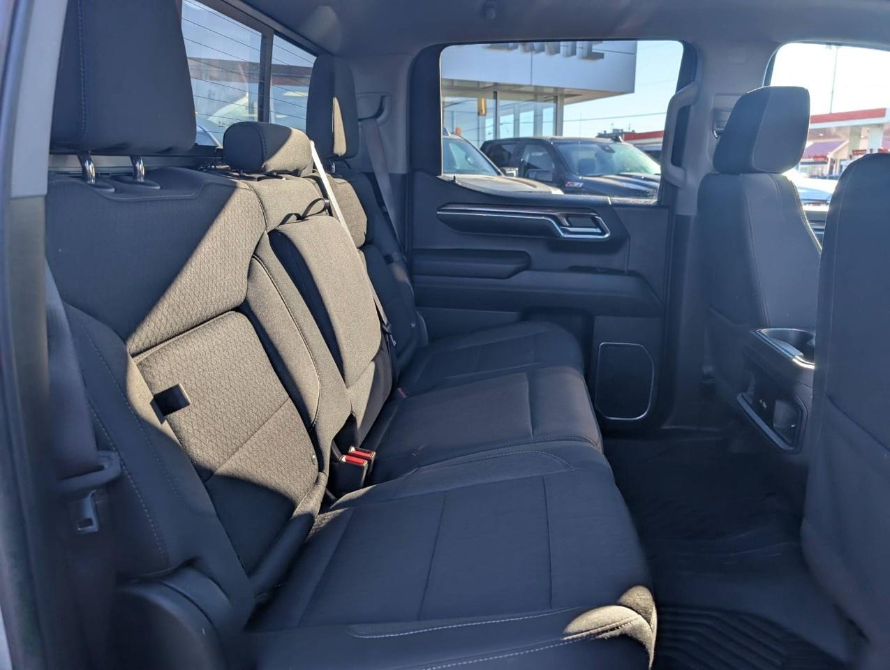 2023 Chevrolet Silverado 1500 Crew Cab Short Box 4-Wheel Drive LT Trail Boss Photo