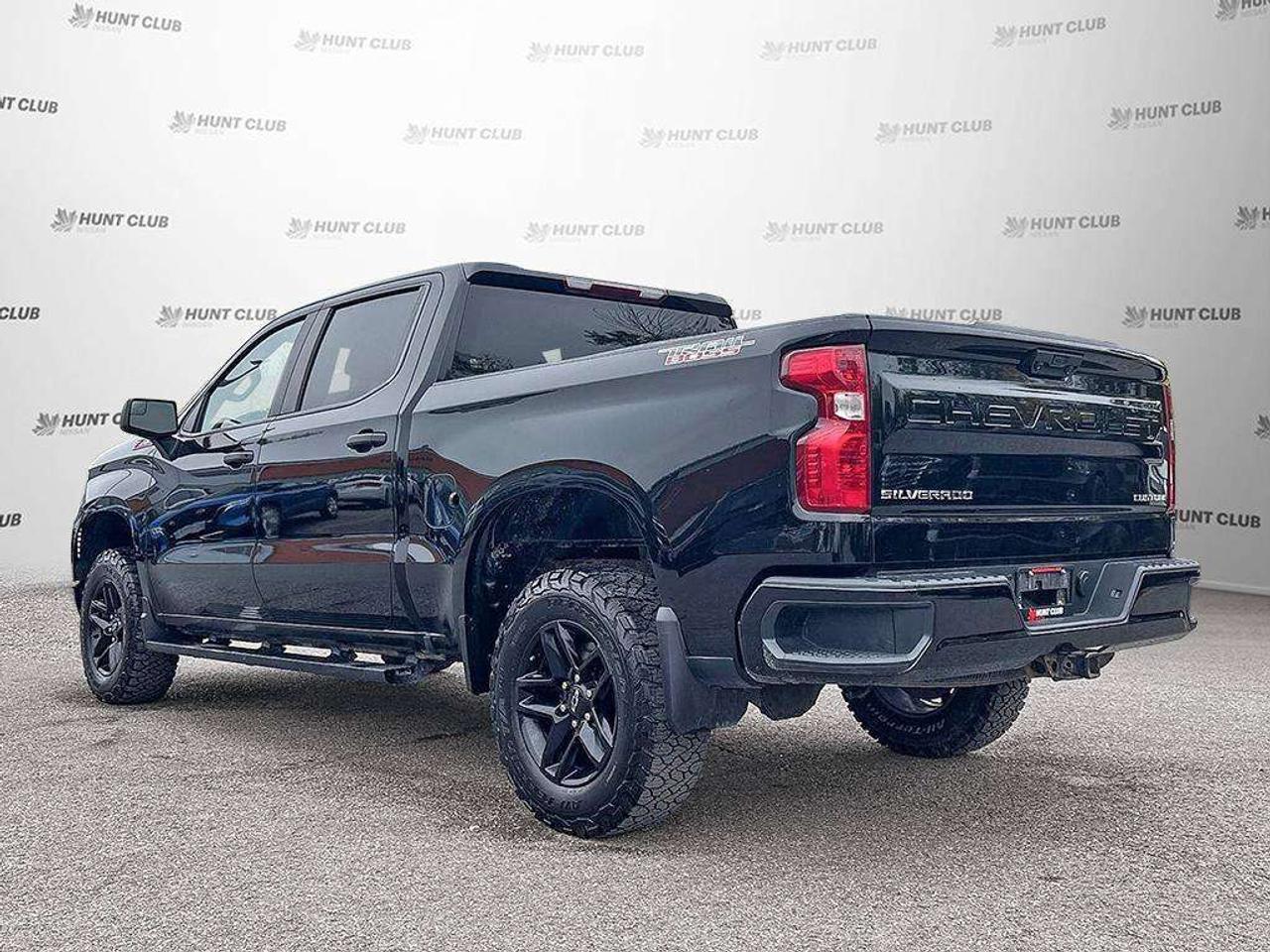 2022 Chevrolet Silverado 1500 Custom Trail Boss Photo