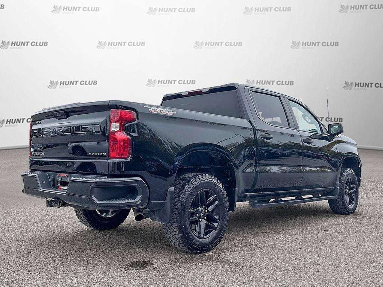 2022 Chevrolet Silverado 1500 Custom Trail Boss Photo