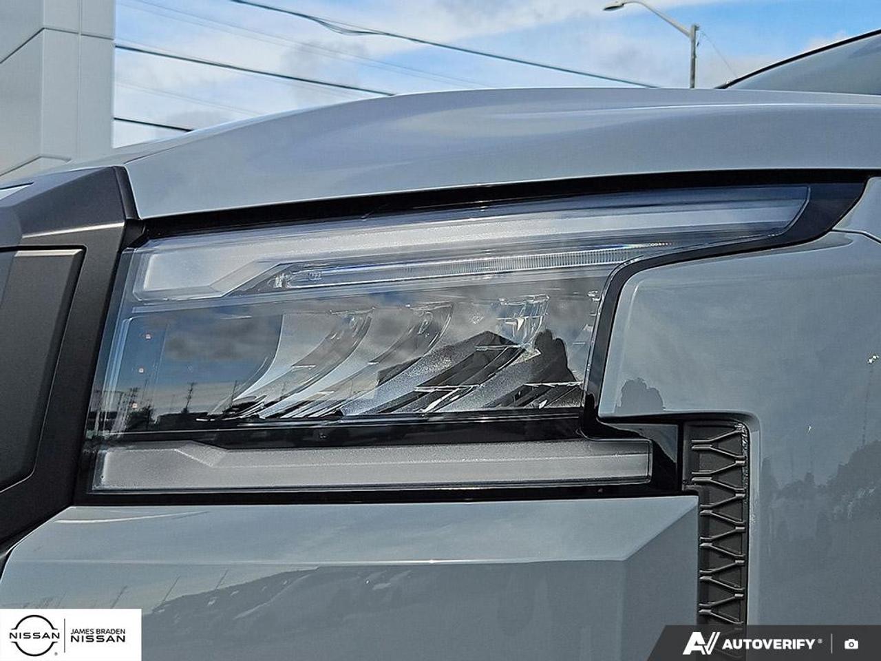 2027 Nissan Frontier Crew Cab 4x4 PRO-4X Photo