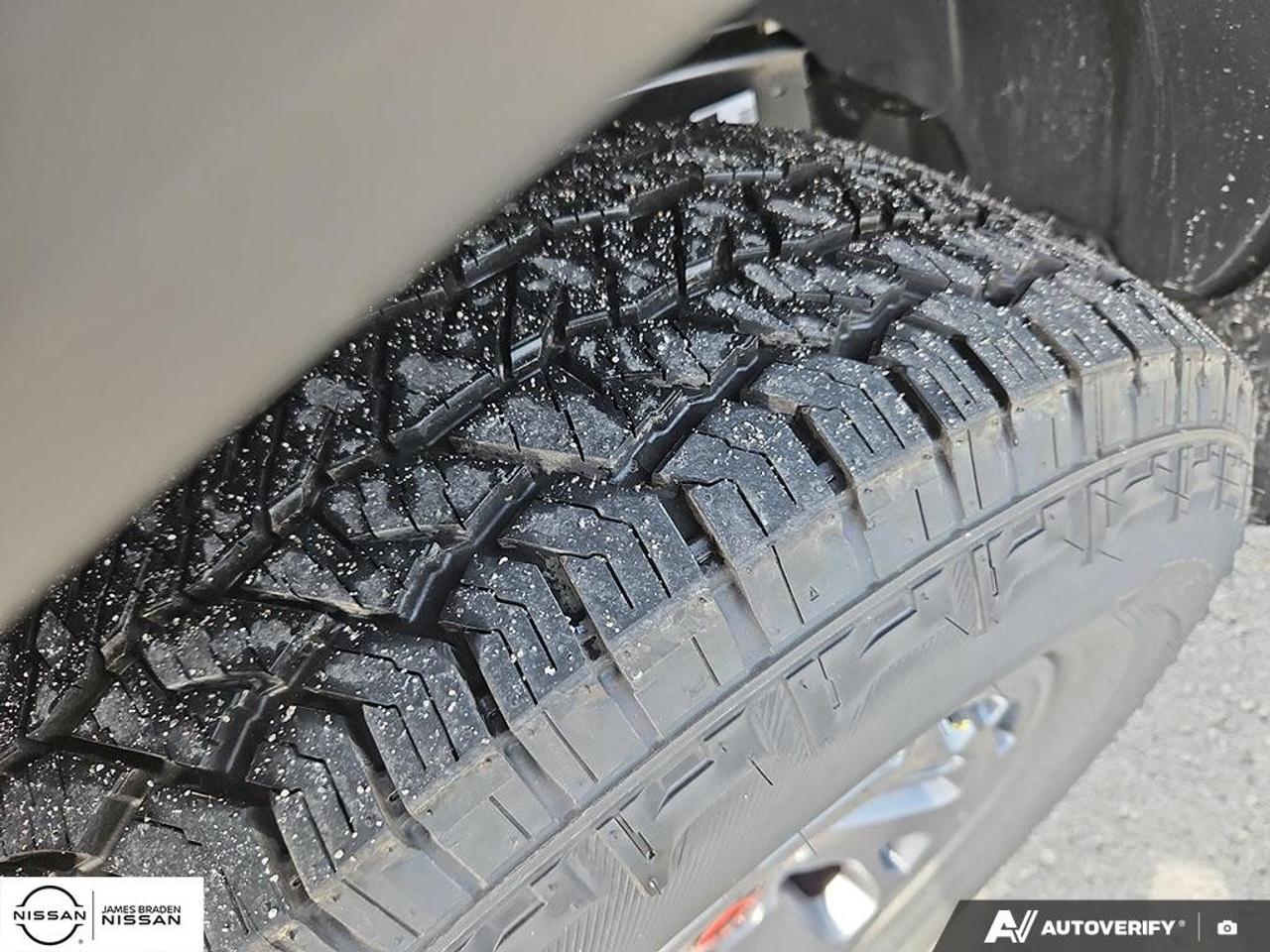 2027 Nissan Frontier Crew Cab 4x4 PRO-4X Photo