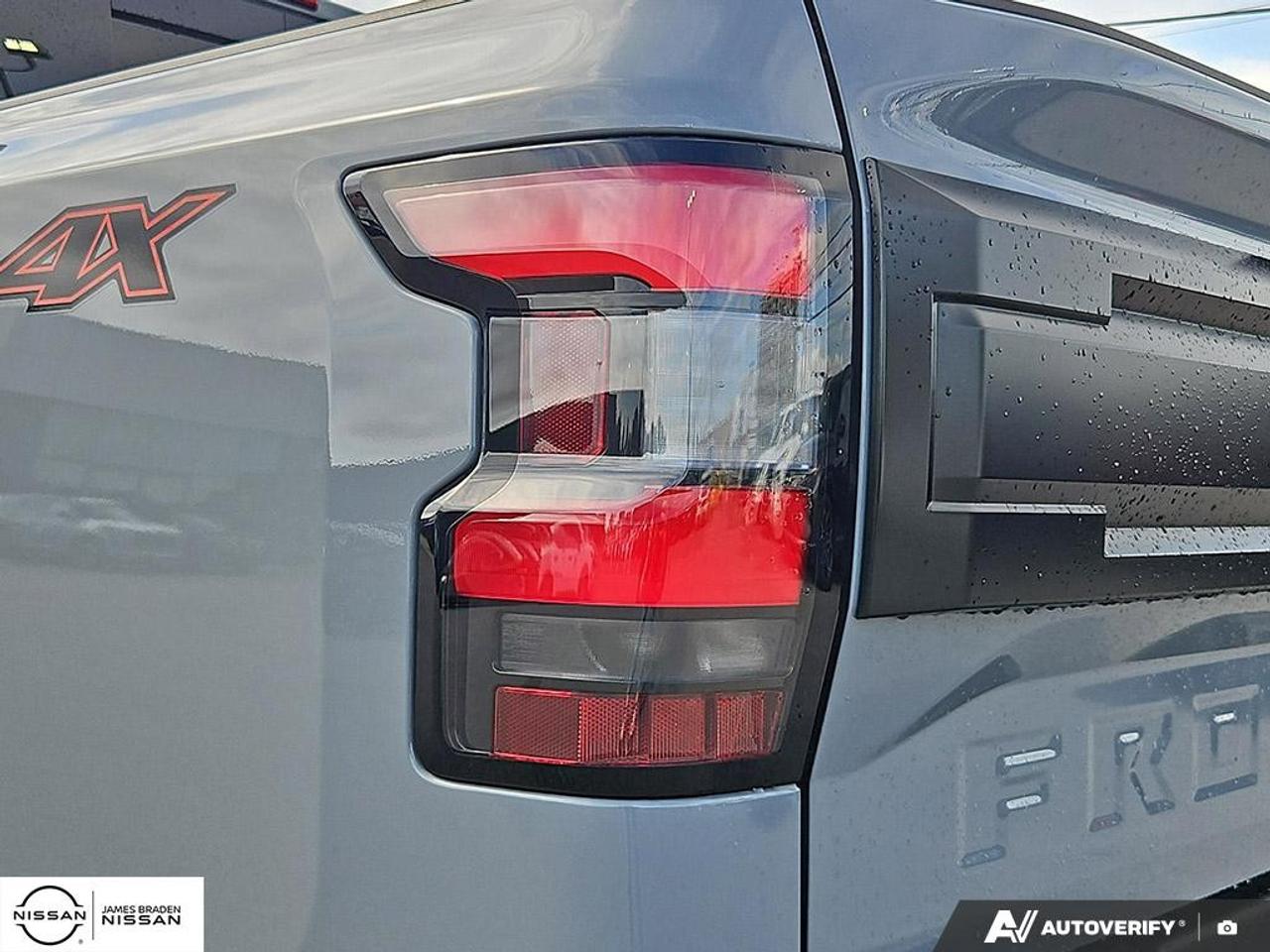2027 Nissan Frontier Crew Cab 4x4 PRO-4X Photo