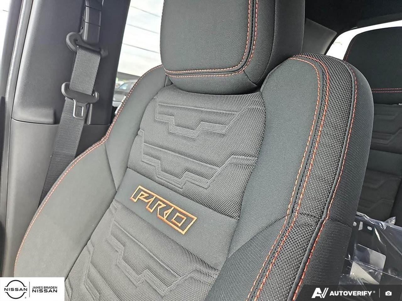 2027 Nissan Frontier Crew Cab 4x4 PRO-4X Photo