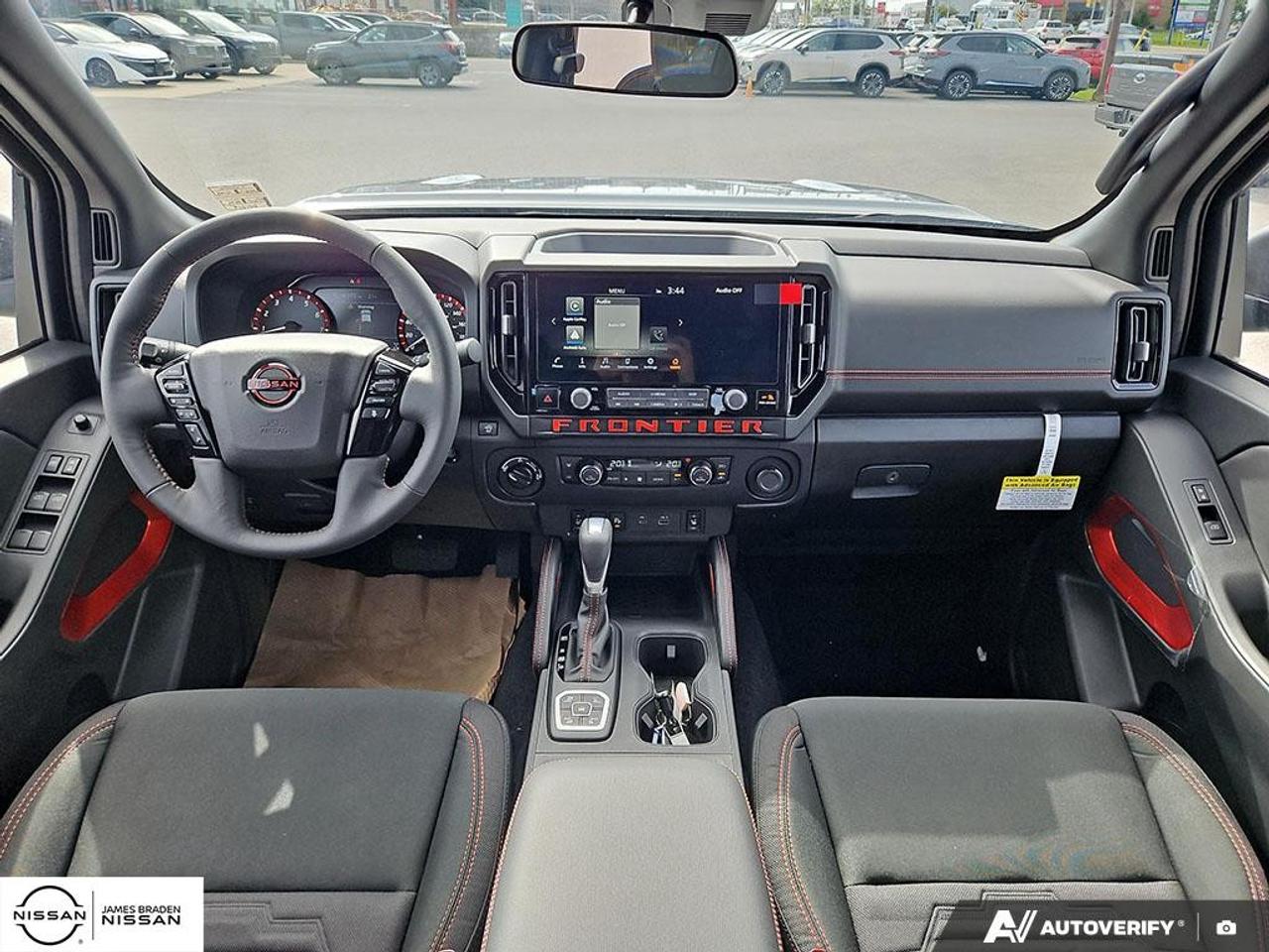 2027 Nissan Frontier Crew Cab 4x4 PRO-4X Photo