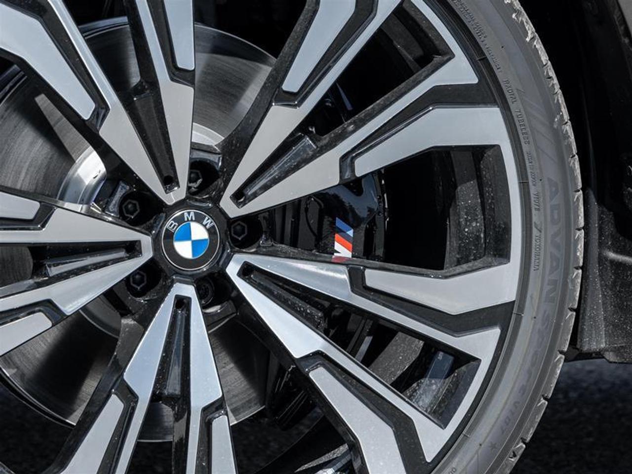 2027 BMW X7 xDrive40i 4dr All-Wheel Drive Sports Activity Vehicle Photo