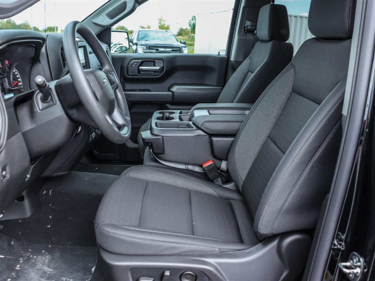 2026 Chevrolet Silverado 1500 Crew Cab Short Box 4-Wheel Drive Custom Trail Boss Photo