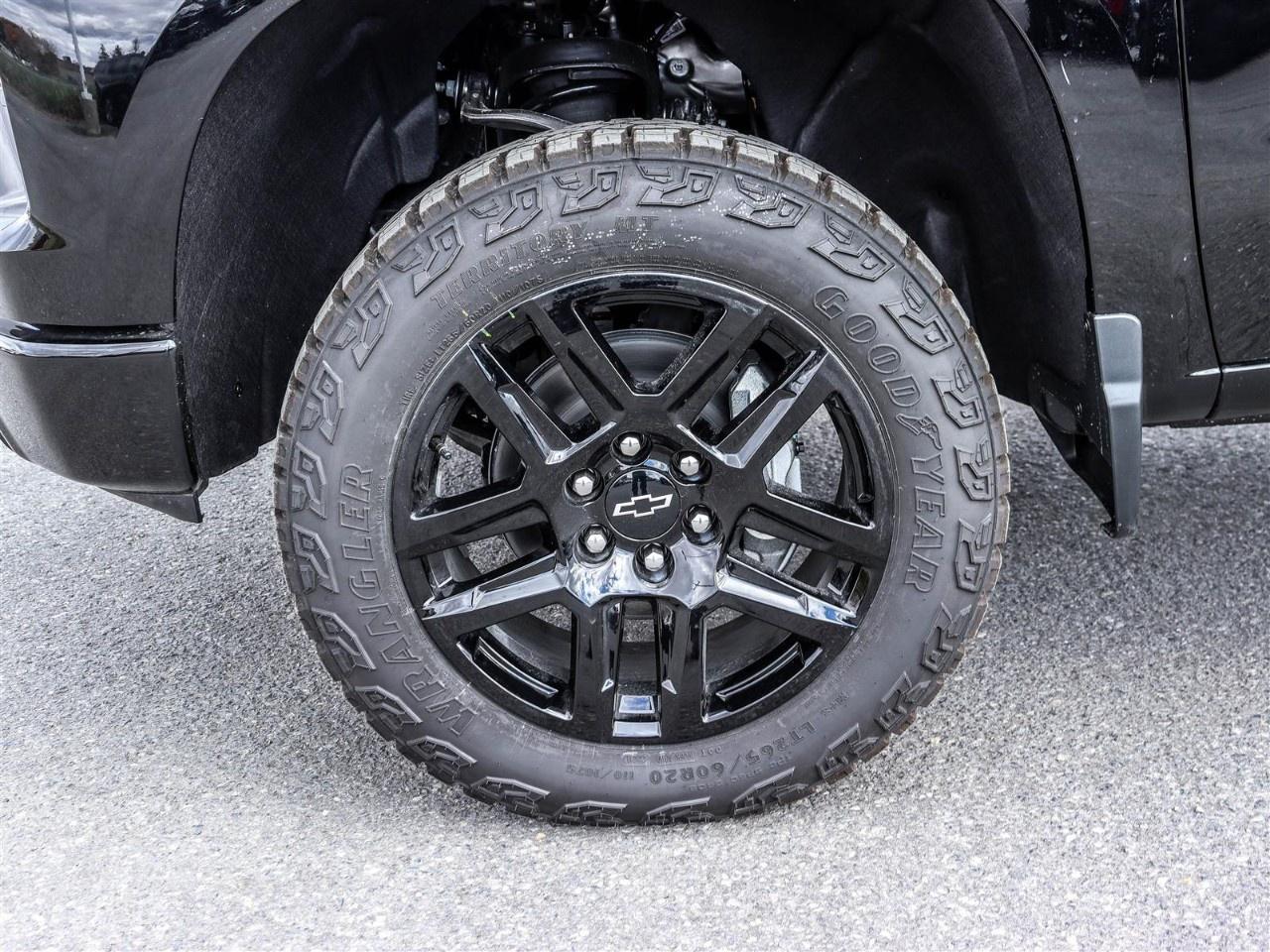 2026 Chevrolet Silverado 1500 Crew Cab Short Box 4-Wheel Drive Custom Trail Boss Photo