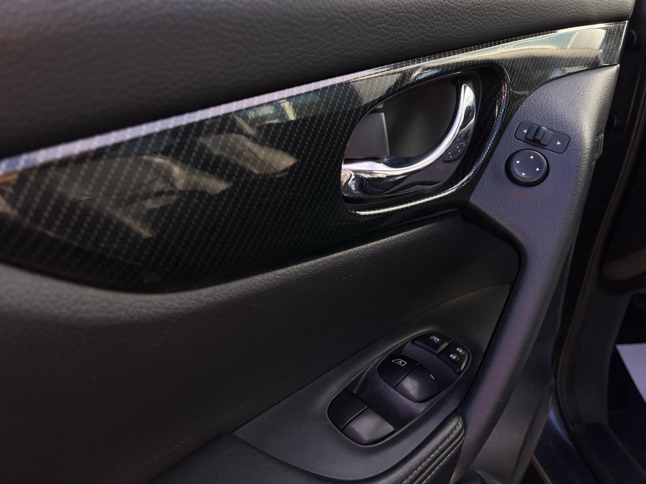 2017 Nissan Rogue  Photo