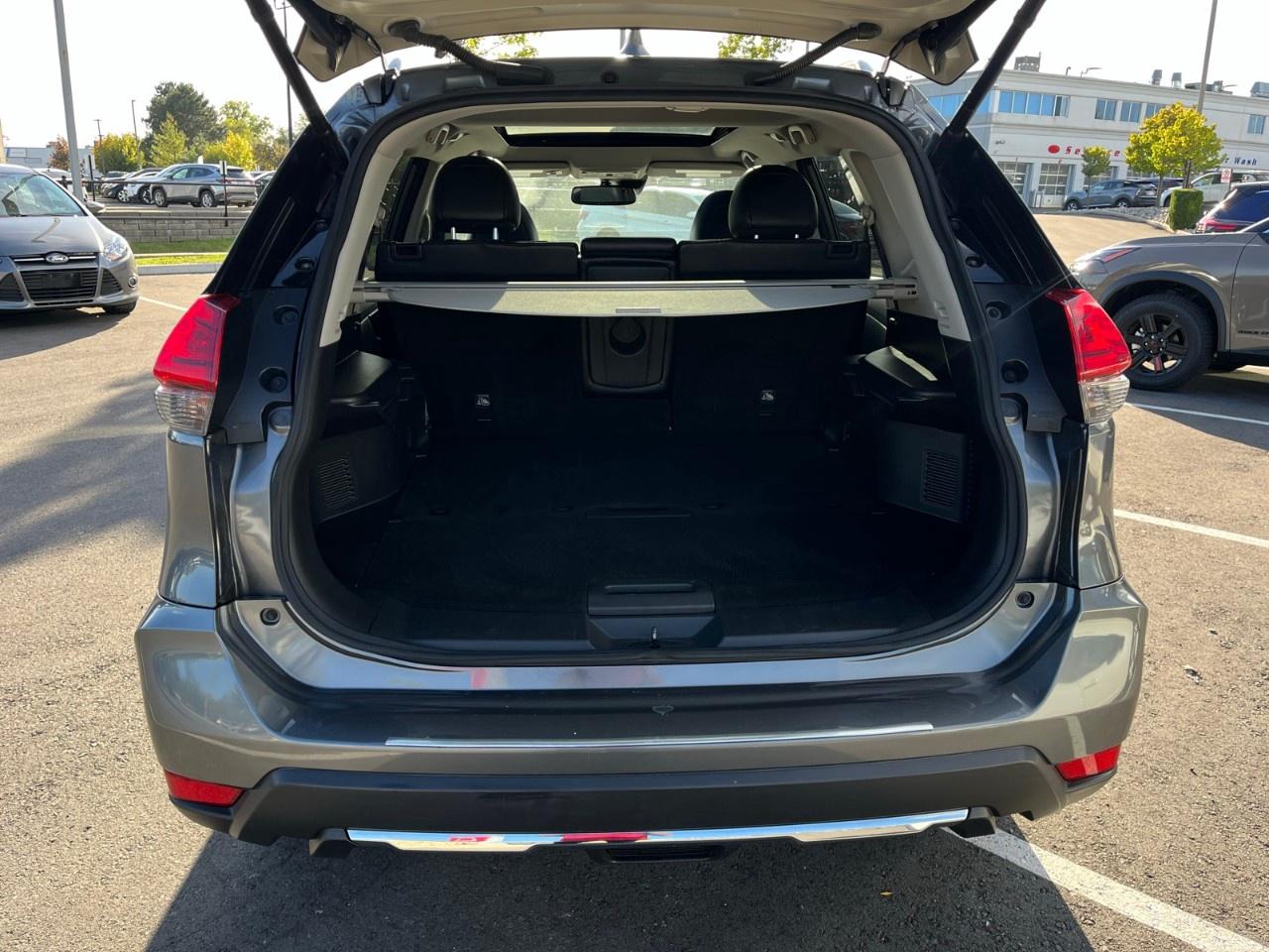2017 Nissan Rogue  Photo