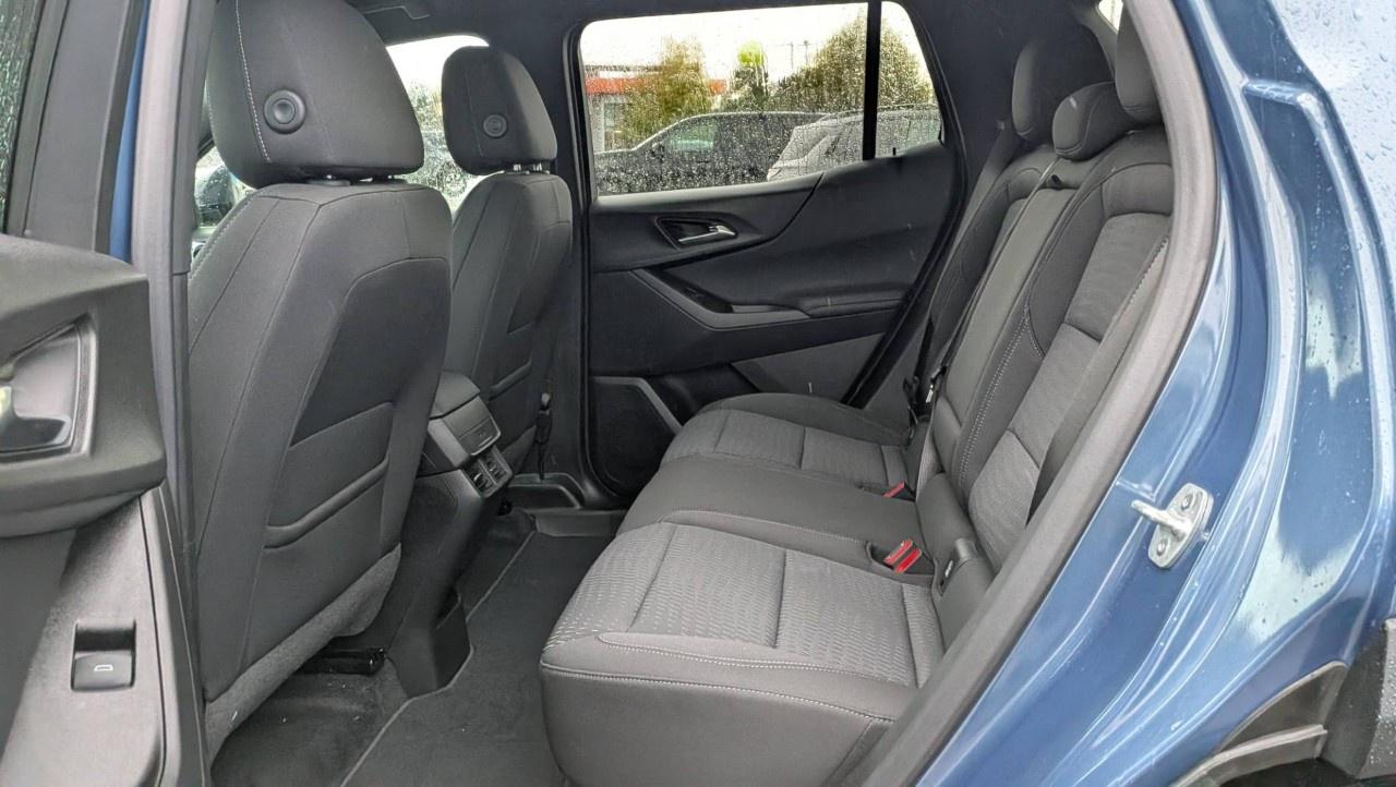 2025 Chevrolet Equinox AWD LT Photo
