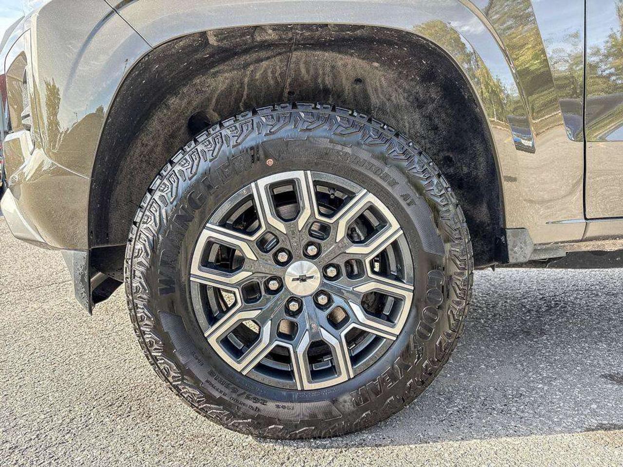 2023 Chevrolet Colorado 4WD Z71 Photo