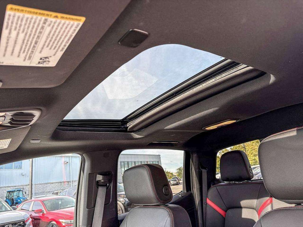 2023 Chevrolet Colorado 4WD Z71 Photo