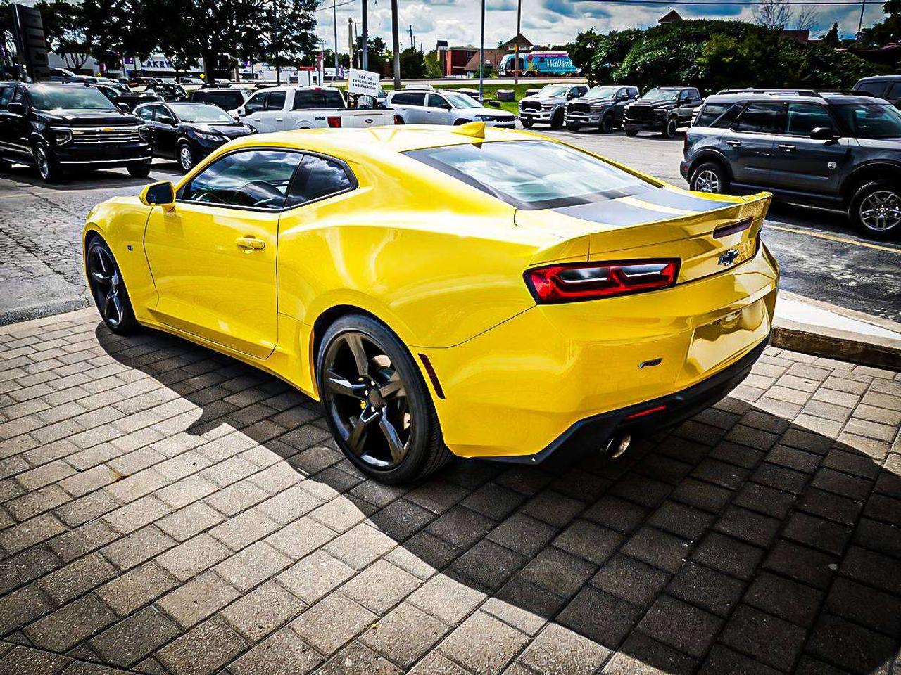 2017 Chevrolet Camaro  Photo