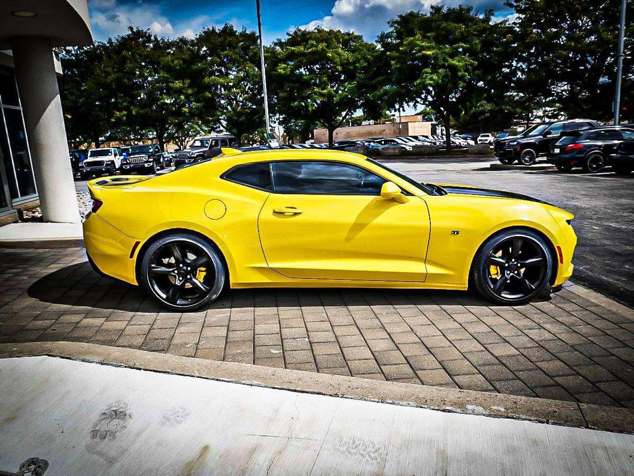 2017 Chevrolet Camaro  Photo