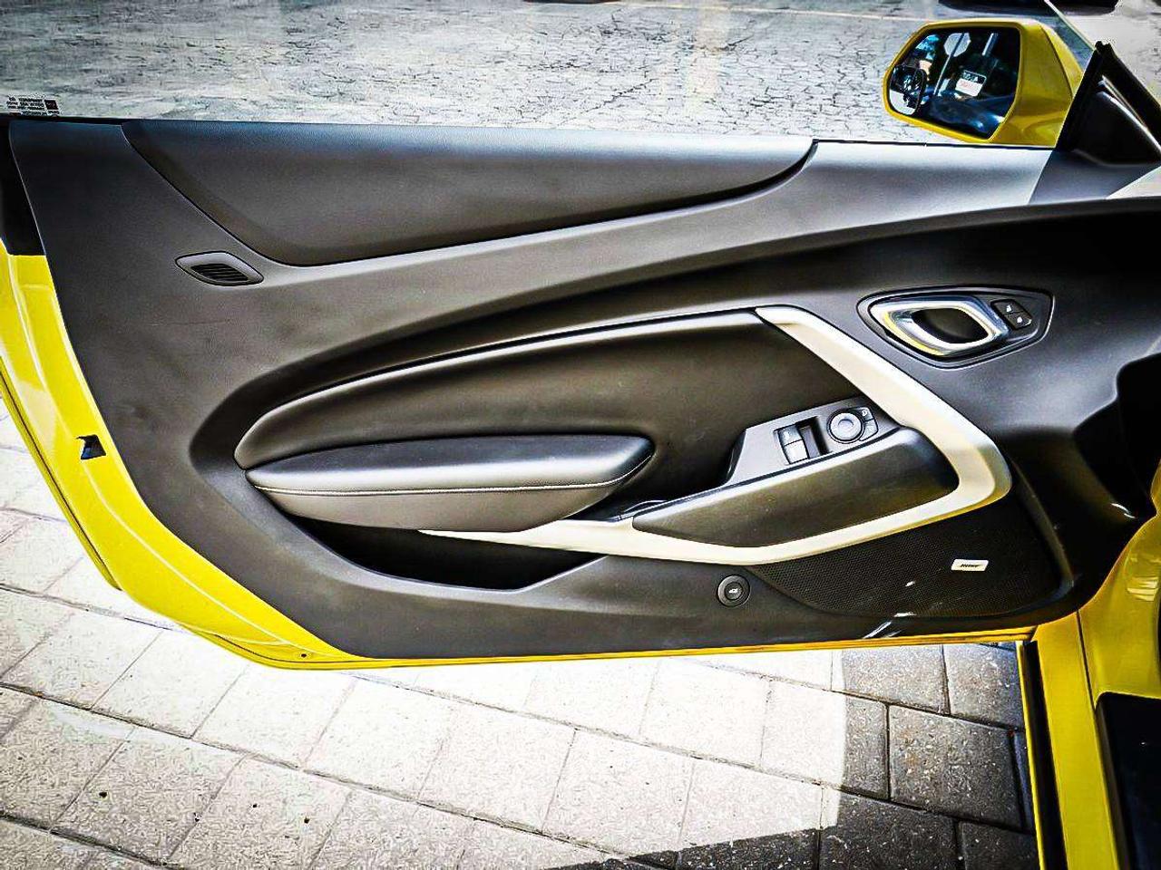 2017 Chevrolet Camaro  Photo