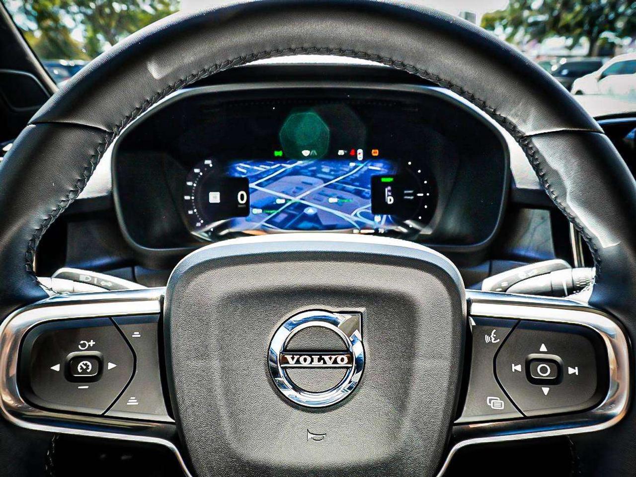 2024 Volvo C40  Photo