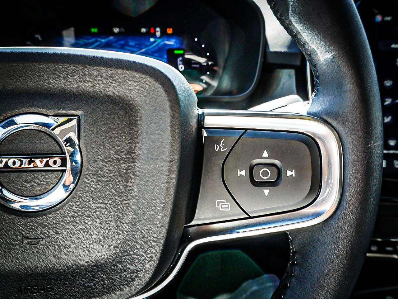 2024 Volvo C40  Photo