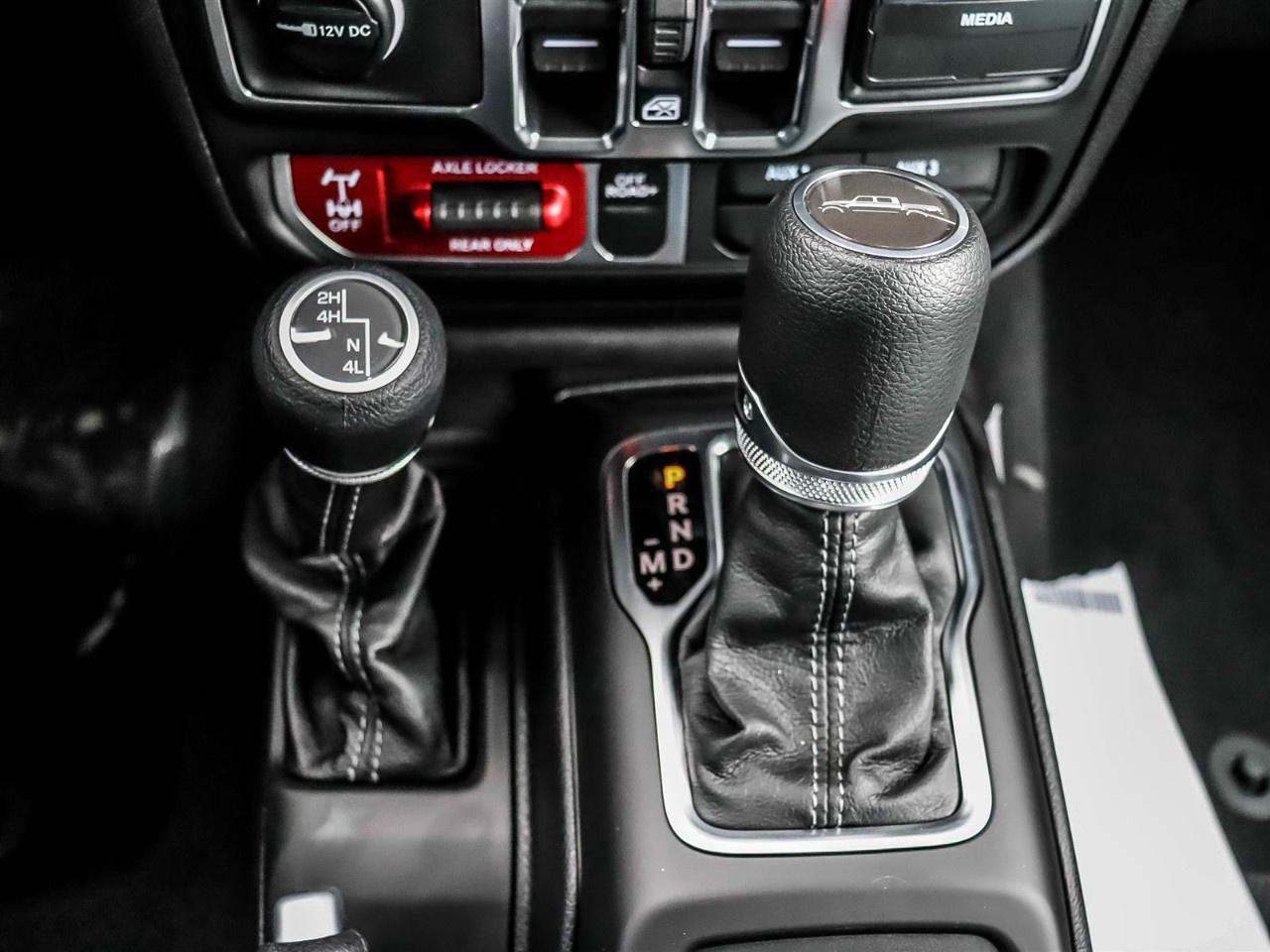 2026 Jeep Gladiator Willys 4x4 Photo